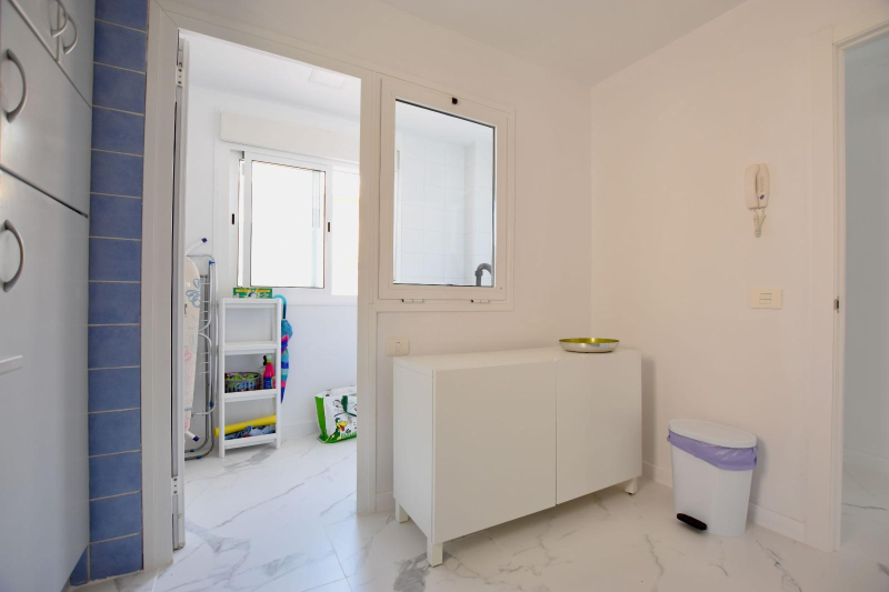 Apartamento de 3 habitaciónes, Calle Acebuche 1, venta, Tenerife, Spai