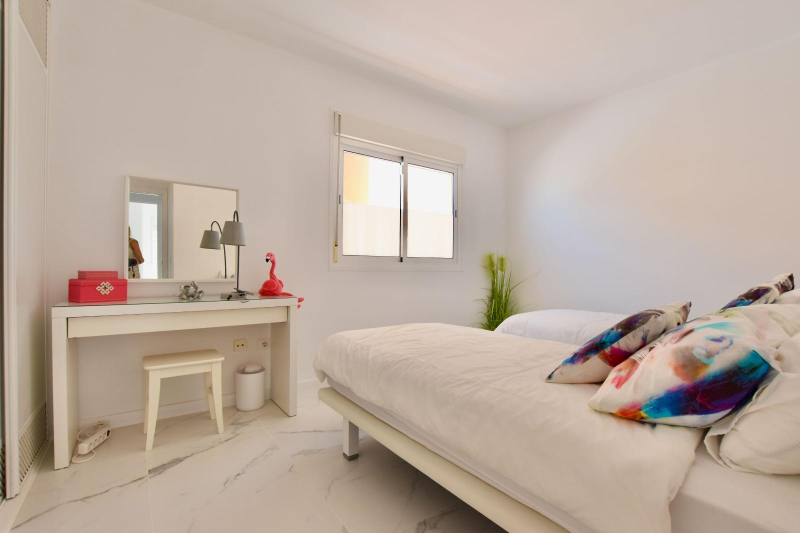 Apartamento de 3 habitaciónes, Calle Acebuche 1, venta, Tenerife, Spai