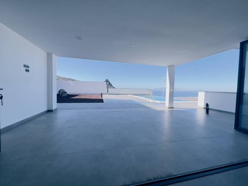 HERMOSA VILLA CON VISTA AL MAR CON PISCINA PRIVADA COSTA ADEJE