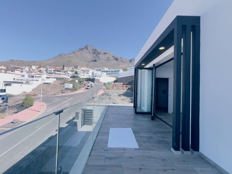 HERMOSA VILLA CON VISTA AL MAR CON PISCINA PRIVADA COSTA ADEJE