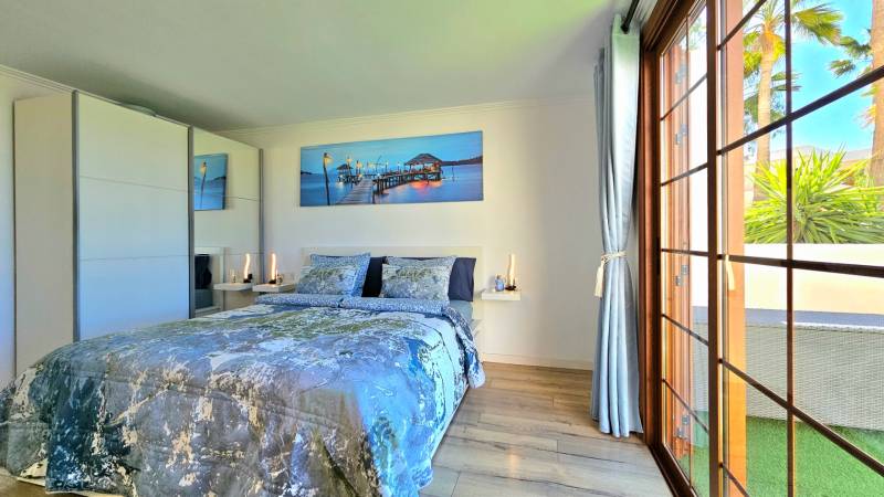 HERMOSO APARTAMENTO TOTALMENTE REFORMADO CON VISTA AL MAR COSTA ADEJE