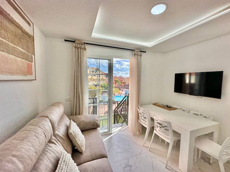 BONITO APARTAMENTO EN GRANADA PARK LOS CRISTIANOS