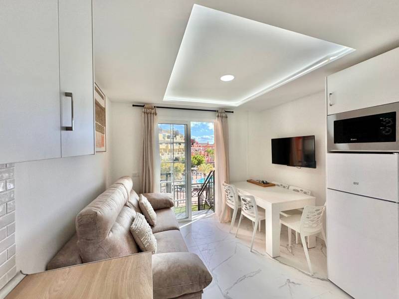 BONITO APARTAMENTO EN GRANADA PARK LOS CRISTIANOS