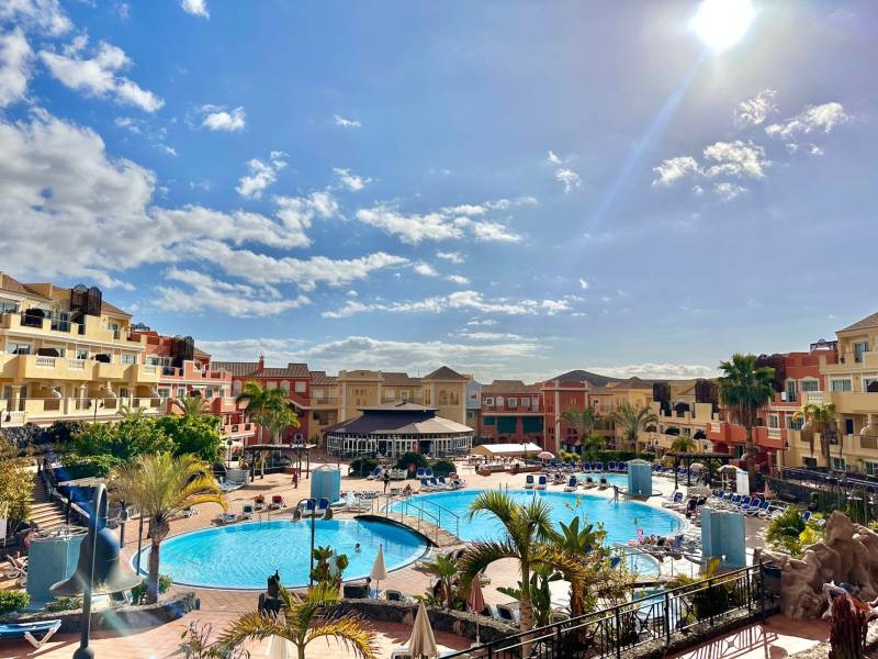 EXCEPCIONAL APARTAMENTO EN GRANADA PARK LOS CRISTIANOS