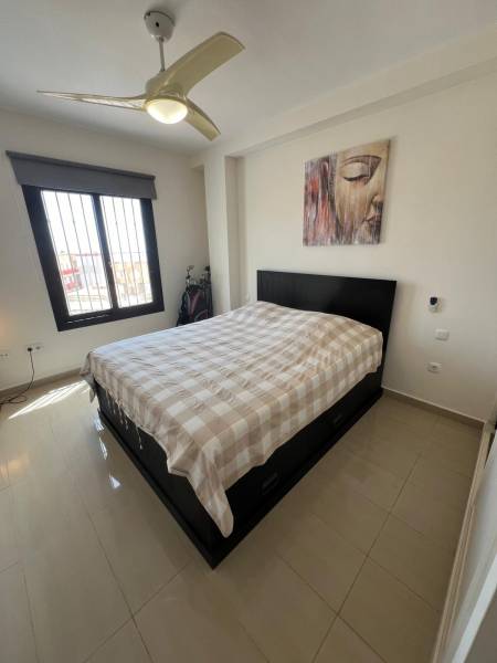 BONITO APARTAMENTO EN UNA EXCELENTE UBICACIÓN