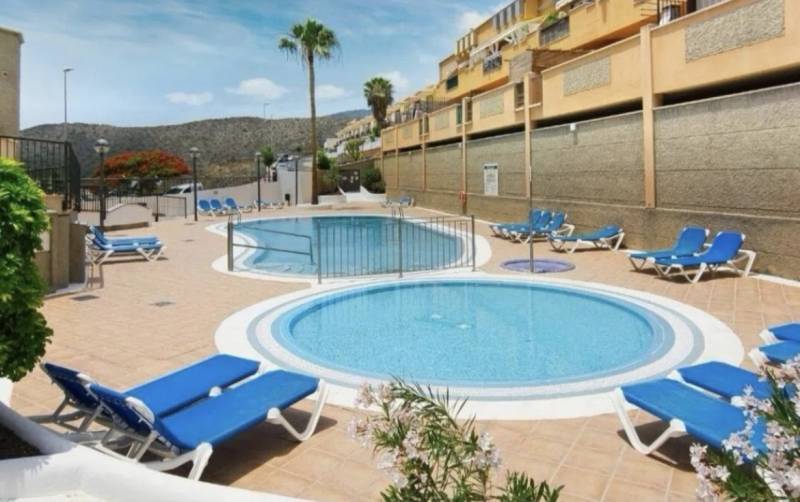 APARTAMENTO EN ROQUE DEL CONDE 