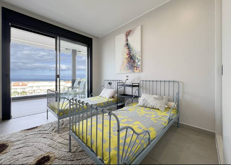 APARTAMENTO DE LUJO EN COSTA ADEJE 