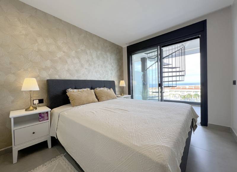 APARTAMENTO DE LUJO EN COSTA ADEJE 